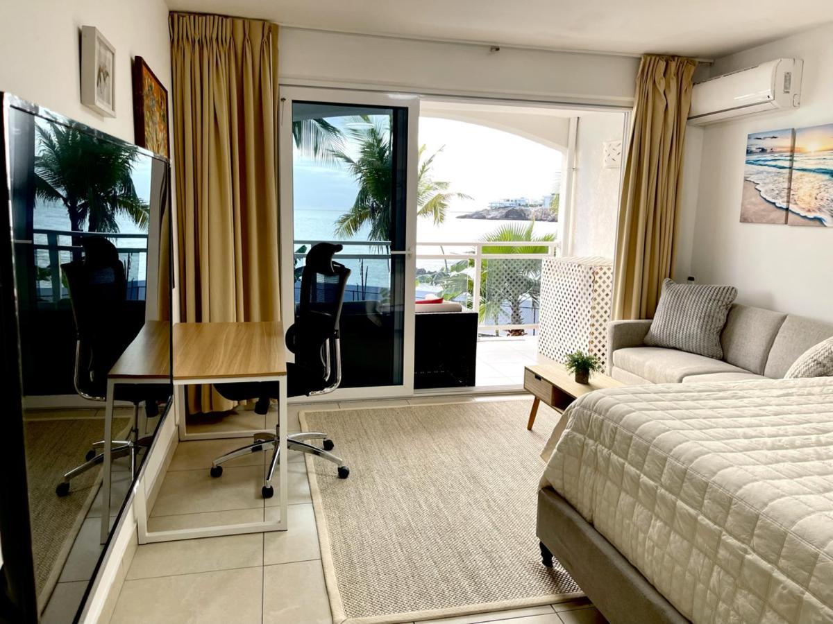 Maho Beach House - Luxe Studio - Ocean Escape Екстер'єр фото